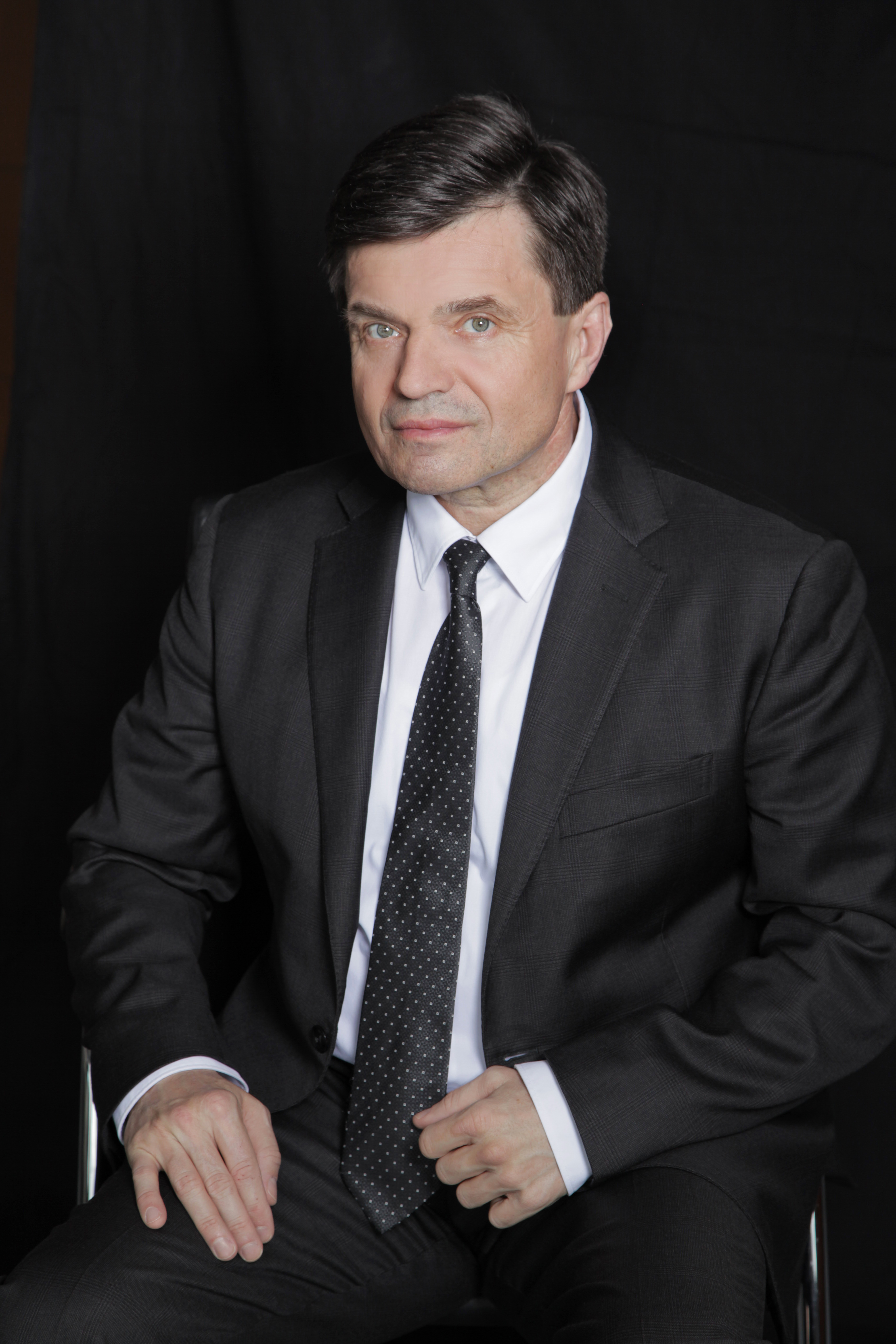 Петер ПЛАВЧИН